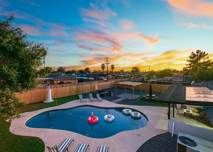 Oasis - Pool - Game - Fire Pit *