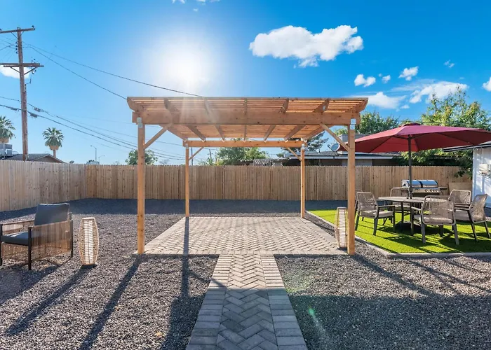 Oasis - Pool - Game - Fire Pit * Mesa