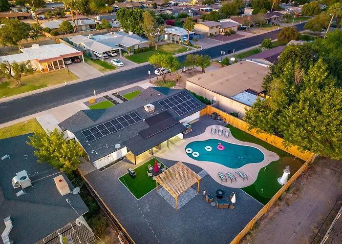 Oasis - Pool - Game - Fire Pit * Mesa